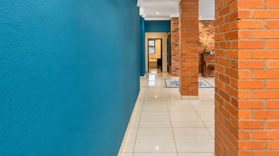 5 Bedroom Property for Sale in Xanadu Nature Estate North West